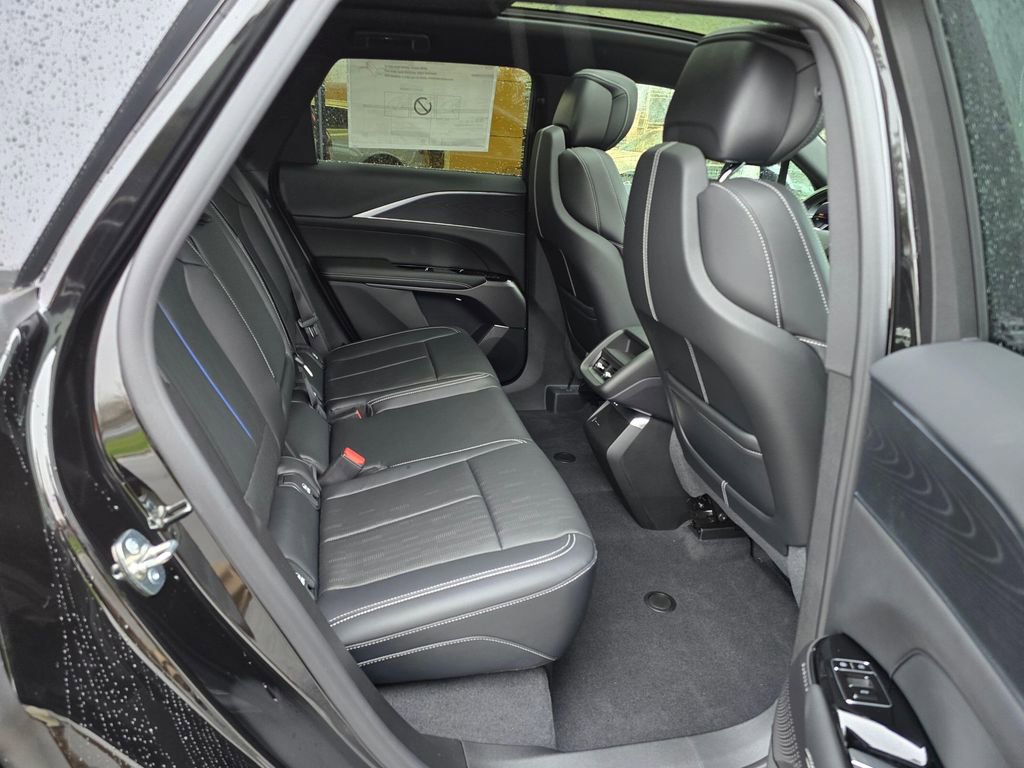 New 2026 Cadillac Lyriq Sport image 12