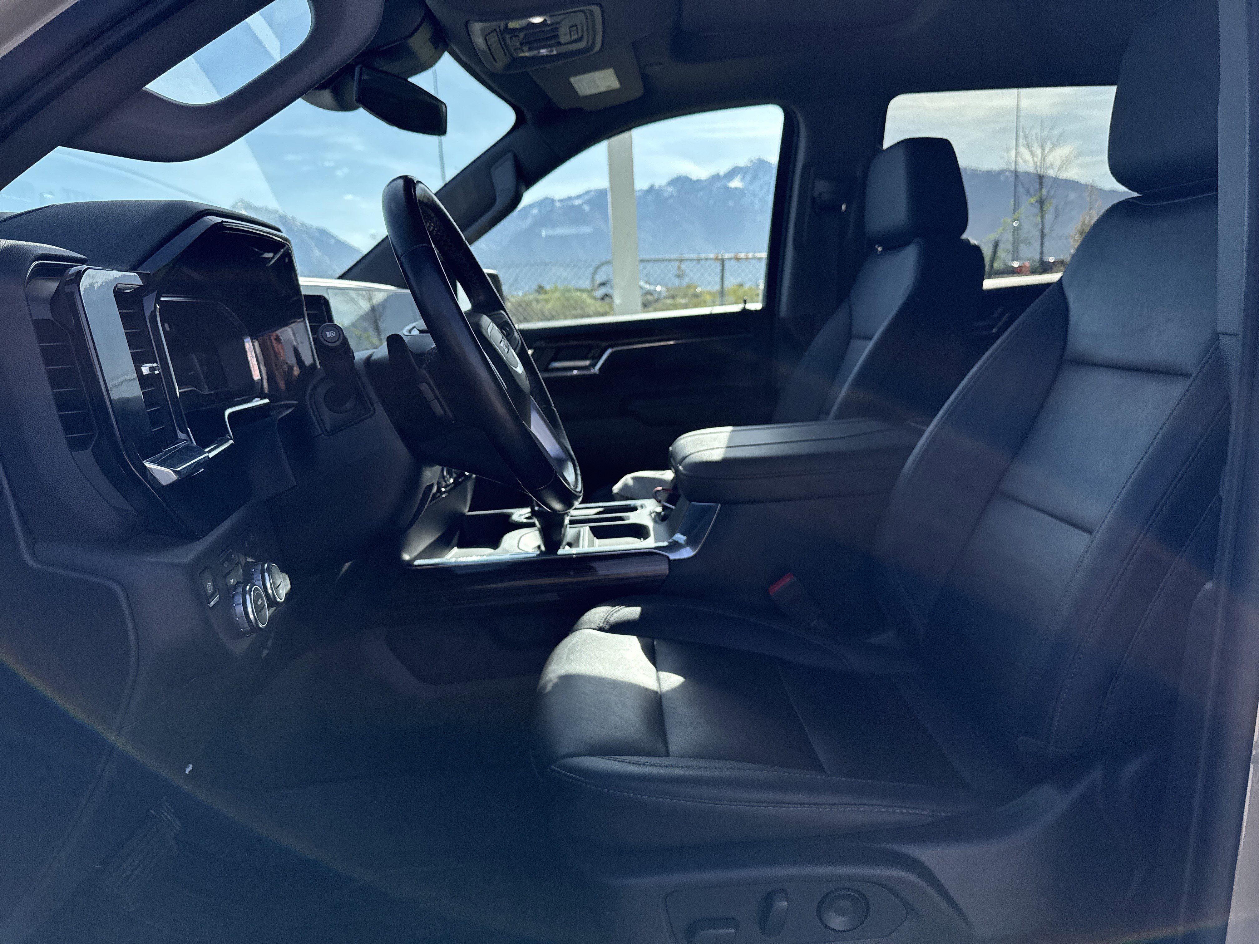 Used 2023 GMC Sierra 1500 Elevation w/ Elevation Premium Package image 18