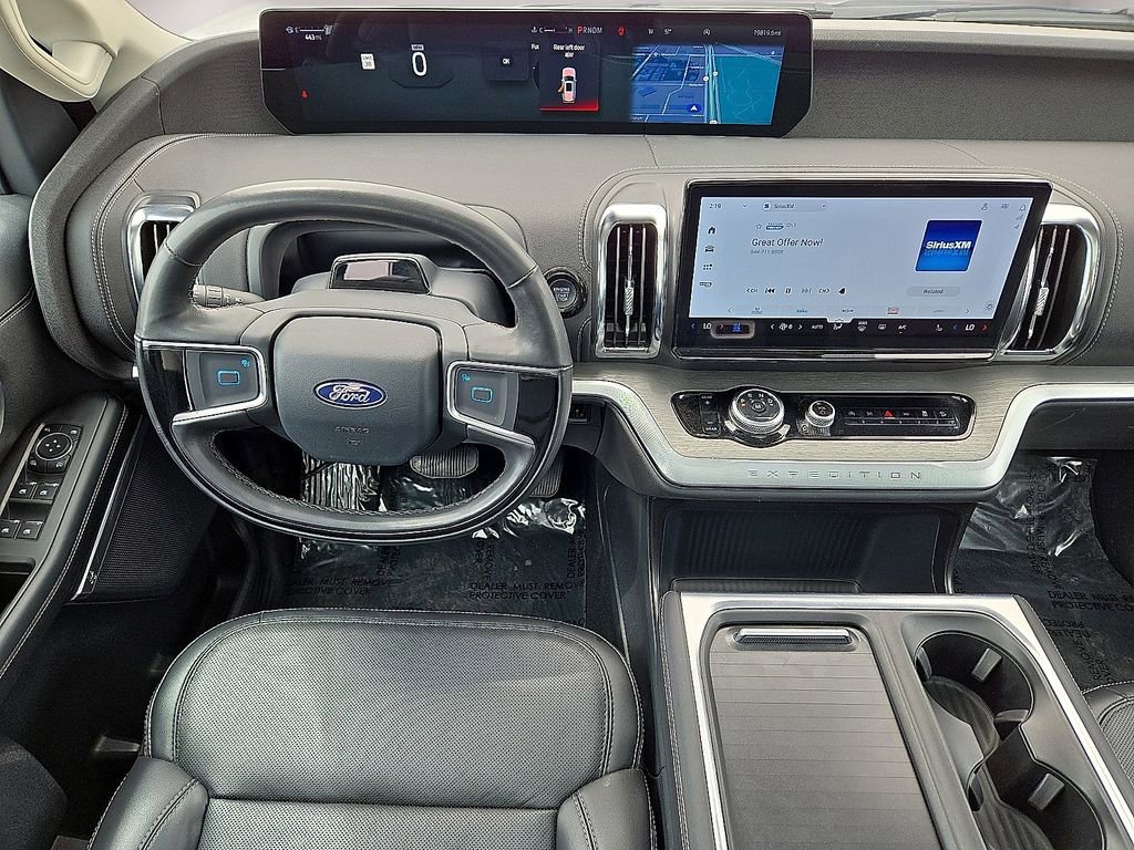 Used 2025 Ford Expedition Max Platinum AWD/4WD image 17