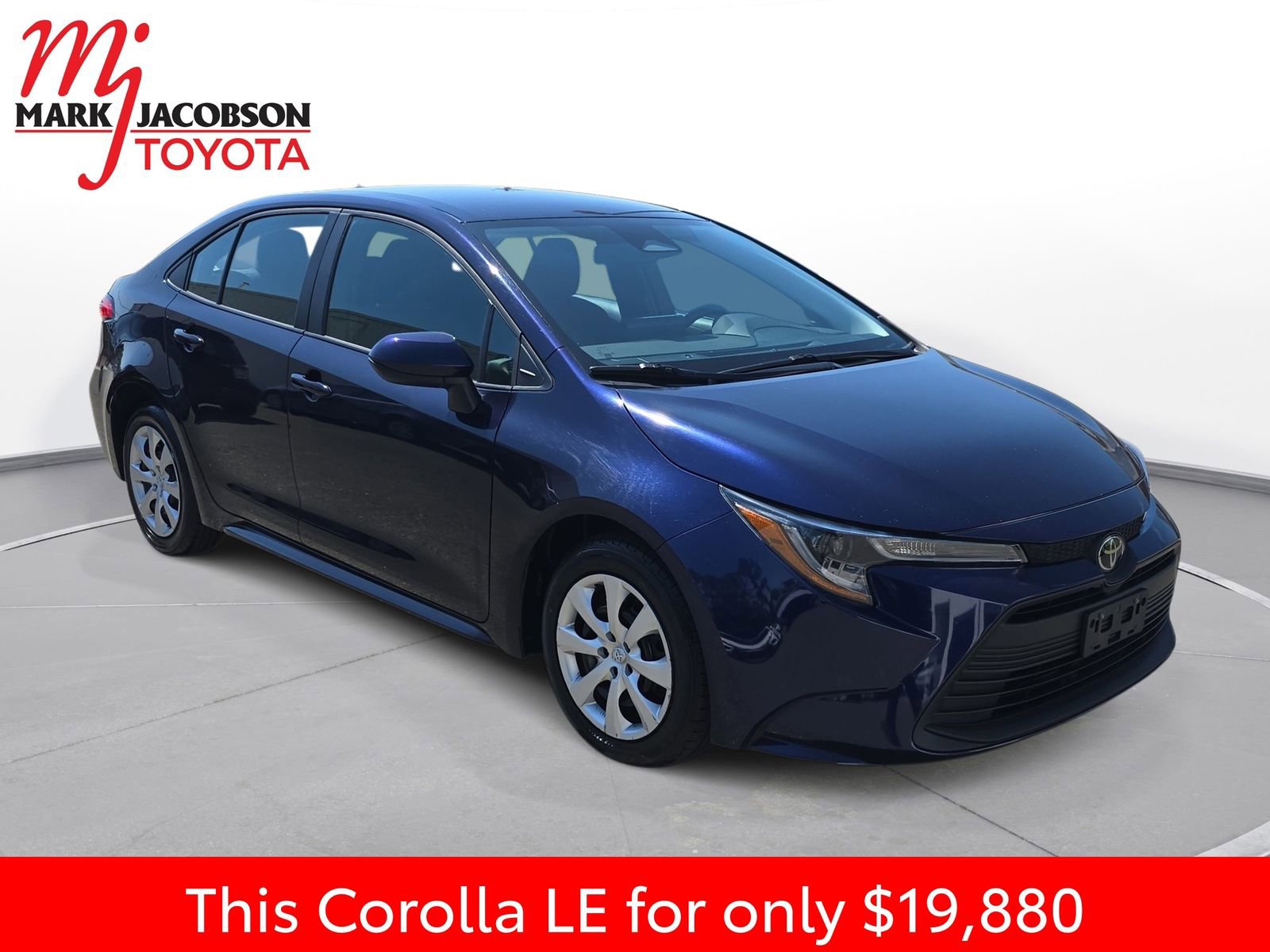 Used 2024 Toyota Corolla LE FWD image 5