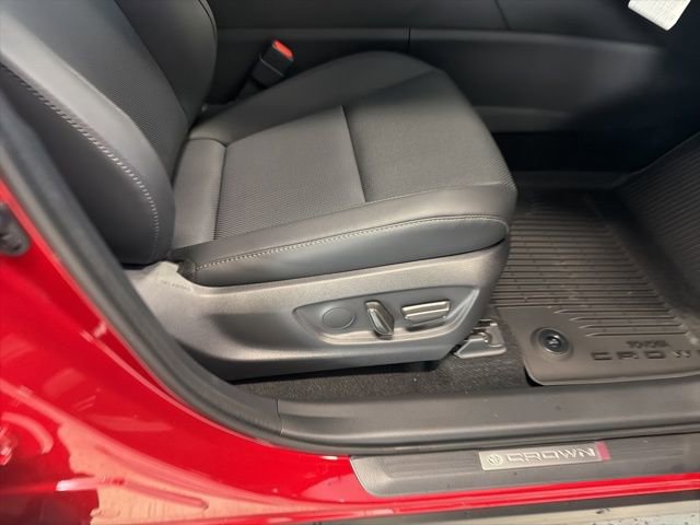 New 2025 Toyota Crown Signia image 23