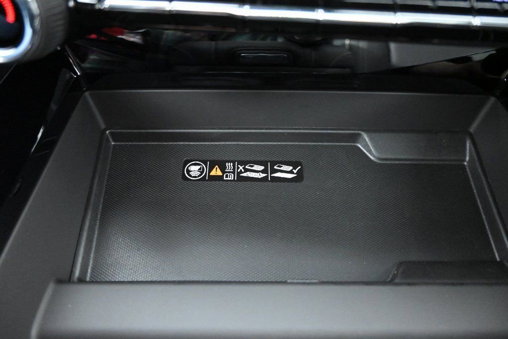 New 2026 Chevrolet Suburban Premier w/ Sun And Tow Package image 32