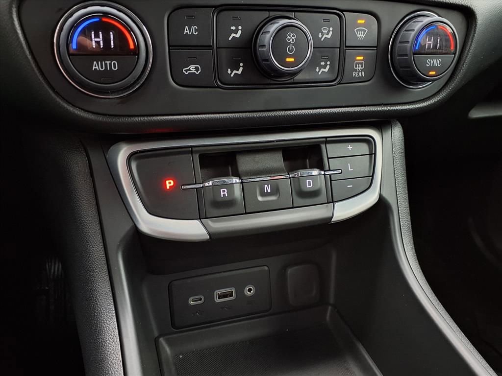 Certified 2022 GMC Terrain SLE w/ Driver Convenience Package image 10