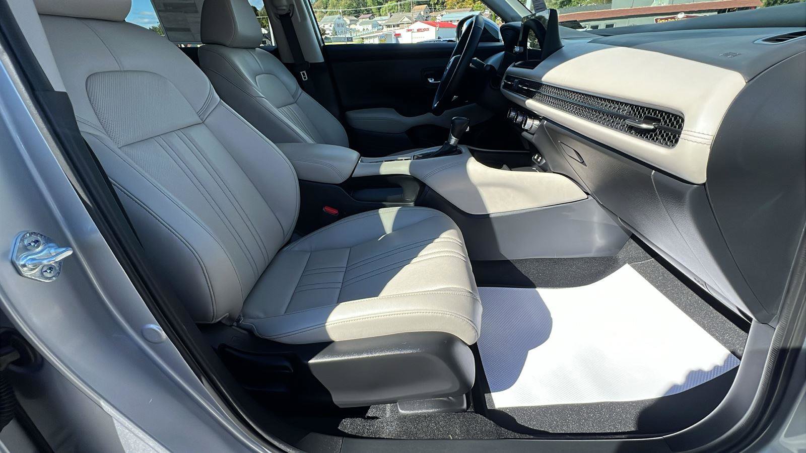 New 2026 Honda HR-V EX-L image 13