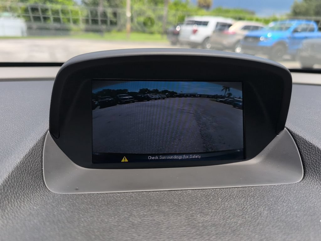 Used 2014 Buick Encore FWD image 16
