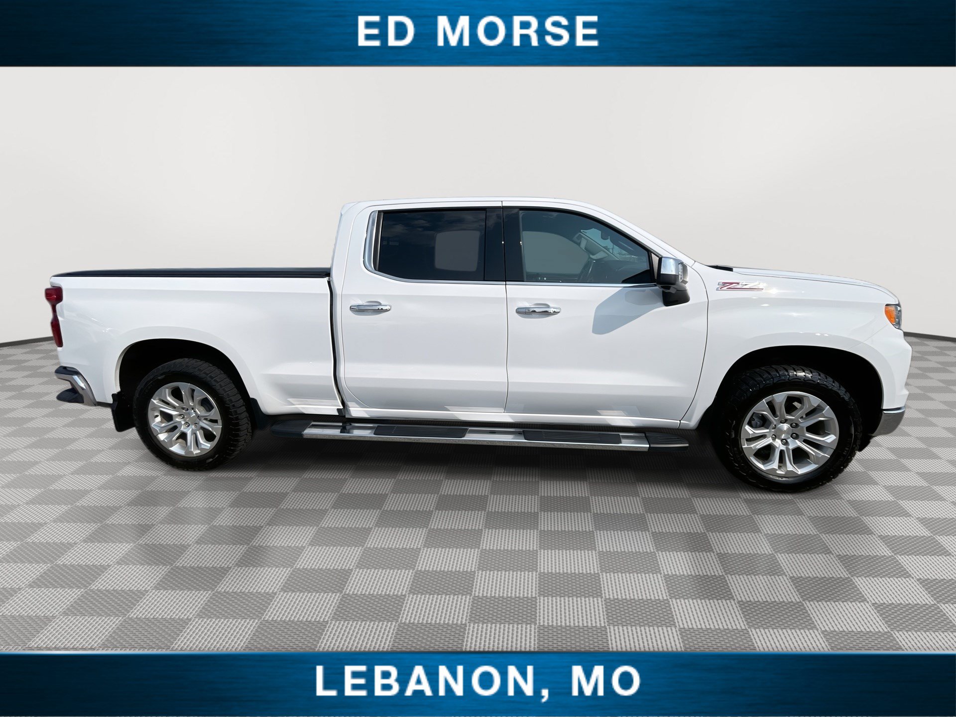 Used 2023 Chevrolet Silverado 1500 LTZ w/ LTZ Convenience Package II AWD/4WD image 9