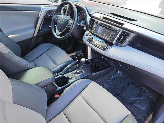 Used 2015 Toyota RAV4 Limited w/ Technology Package FWD image 28