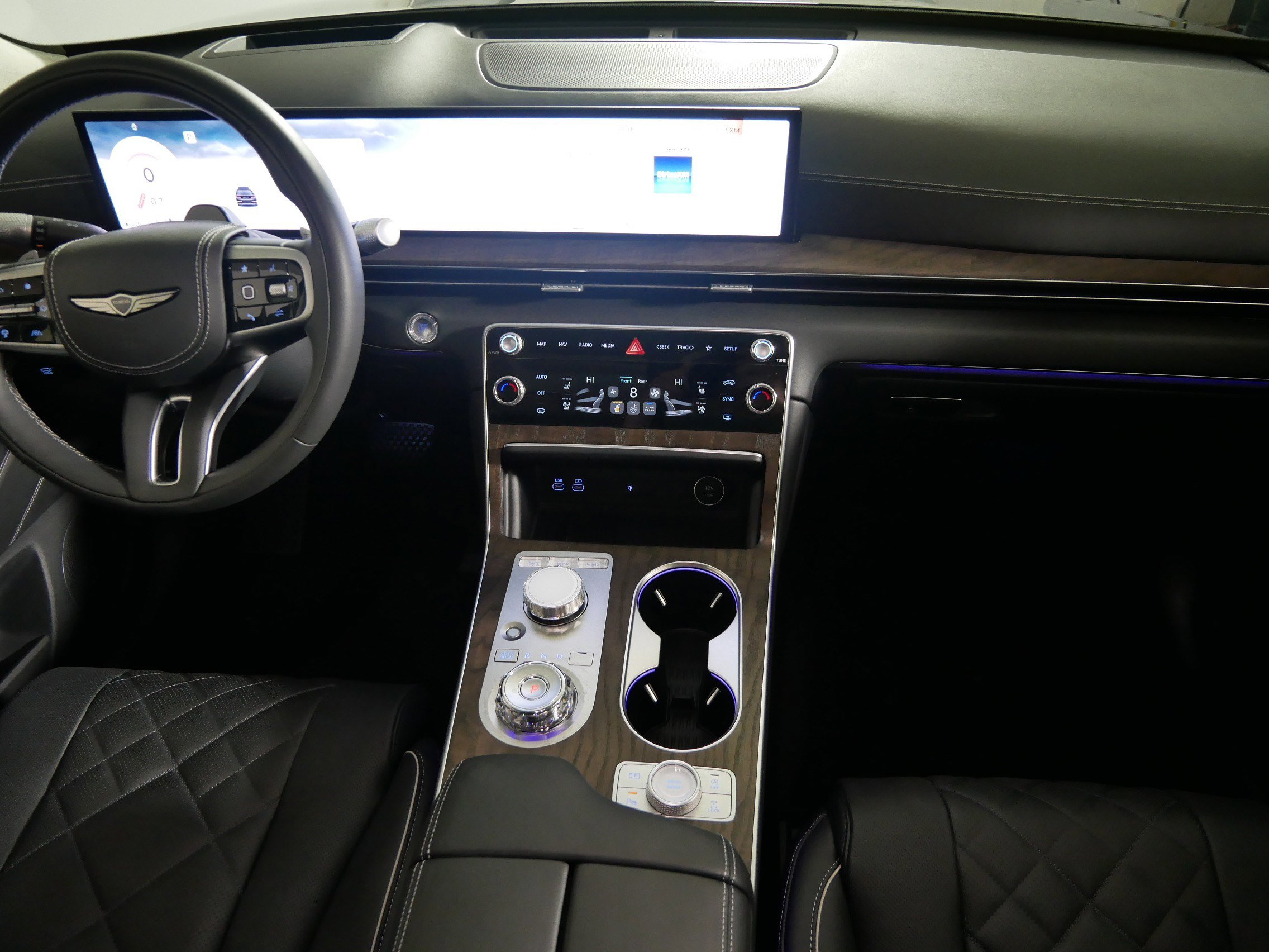 Used 2025 Genesis GV80 3.5T Prestige AWD/4WD image 10