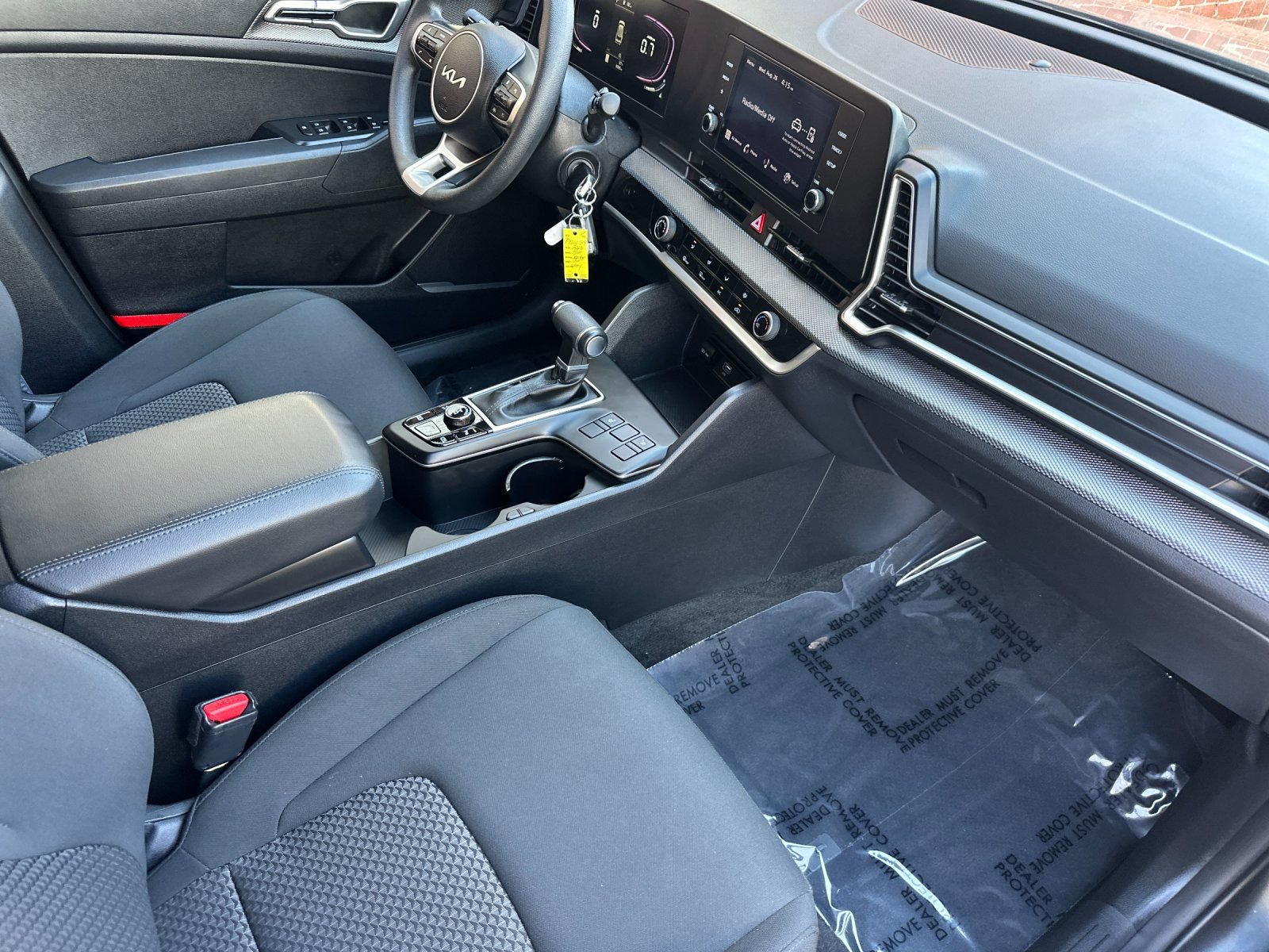 Used 2023 Kia Sportage LX AWD/4WD image 21