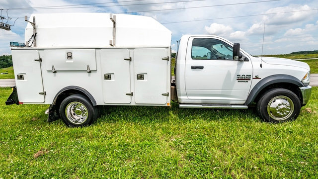 Used 2014 RAM 4500 Tradesman w/ Power & Remote Entry Group image 2