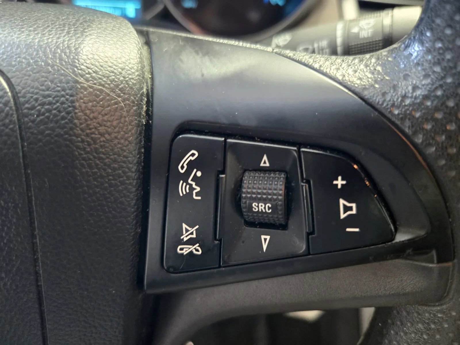 Used 2016 Chevrolet Cruze LS FWD image 16