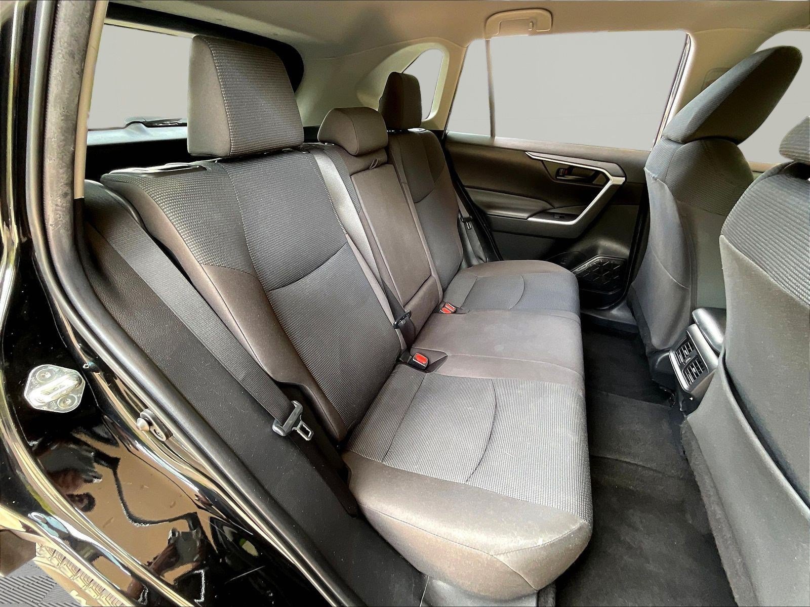 Used 2023 Toyota RAV4 LE FWD image 25