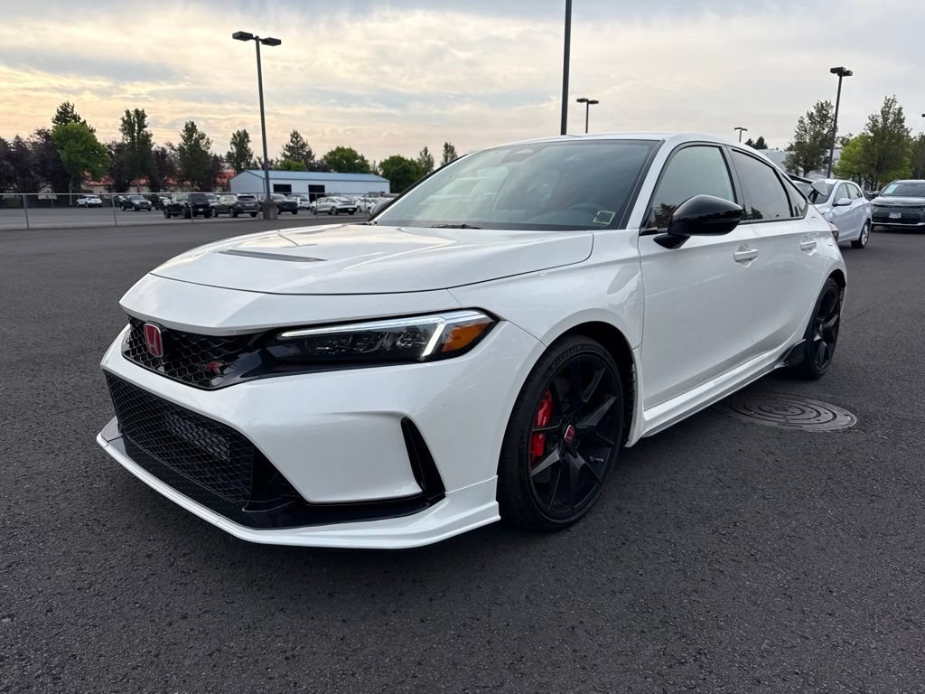 Certified 2025 Honda Civic Type R image 3