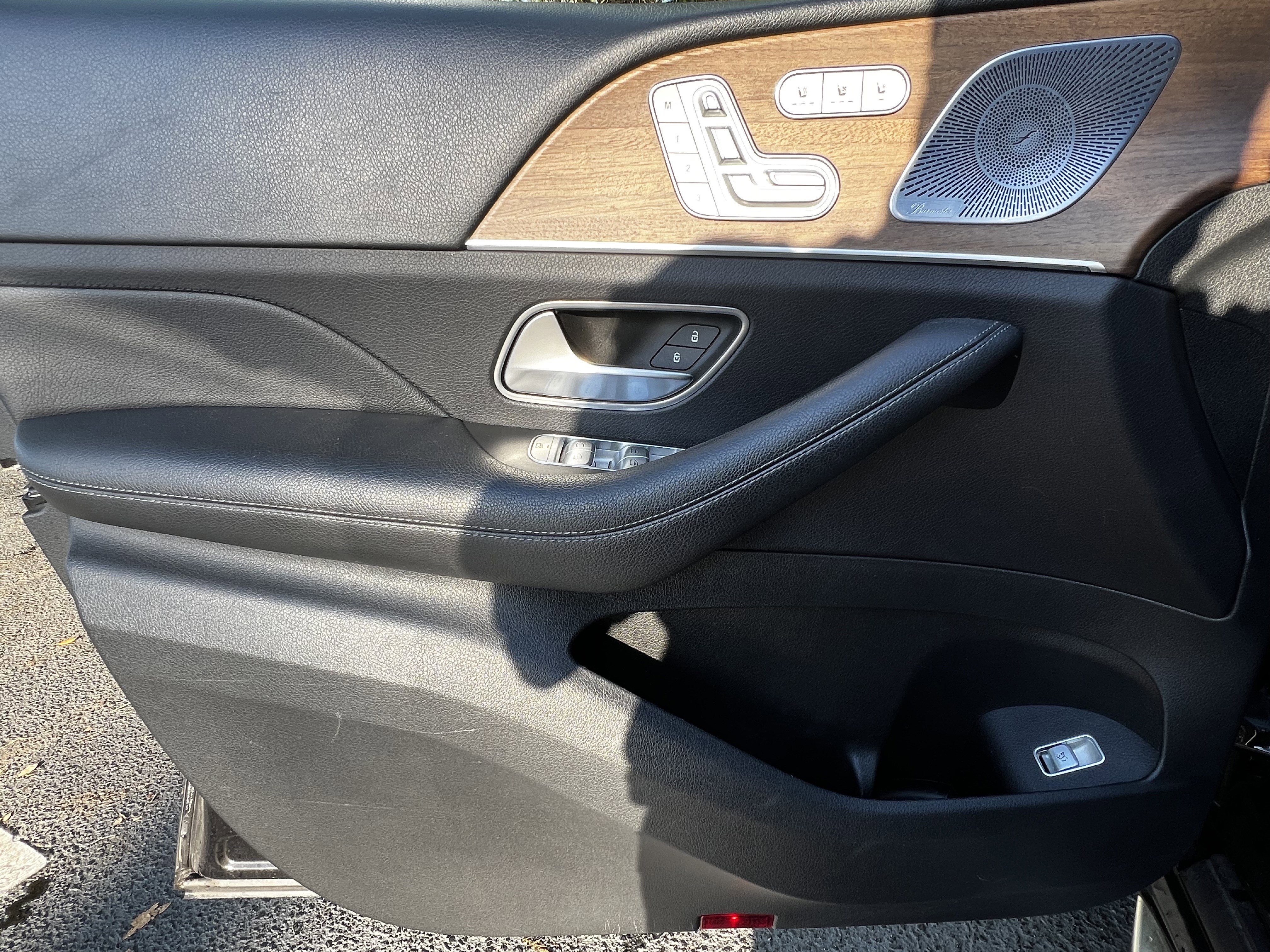 Used 2020 Mercedes-Benz GLS 580 4MATIC image 13