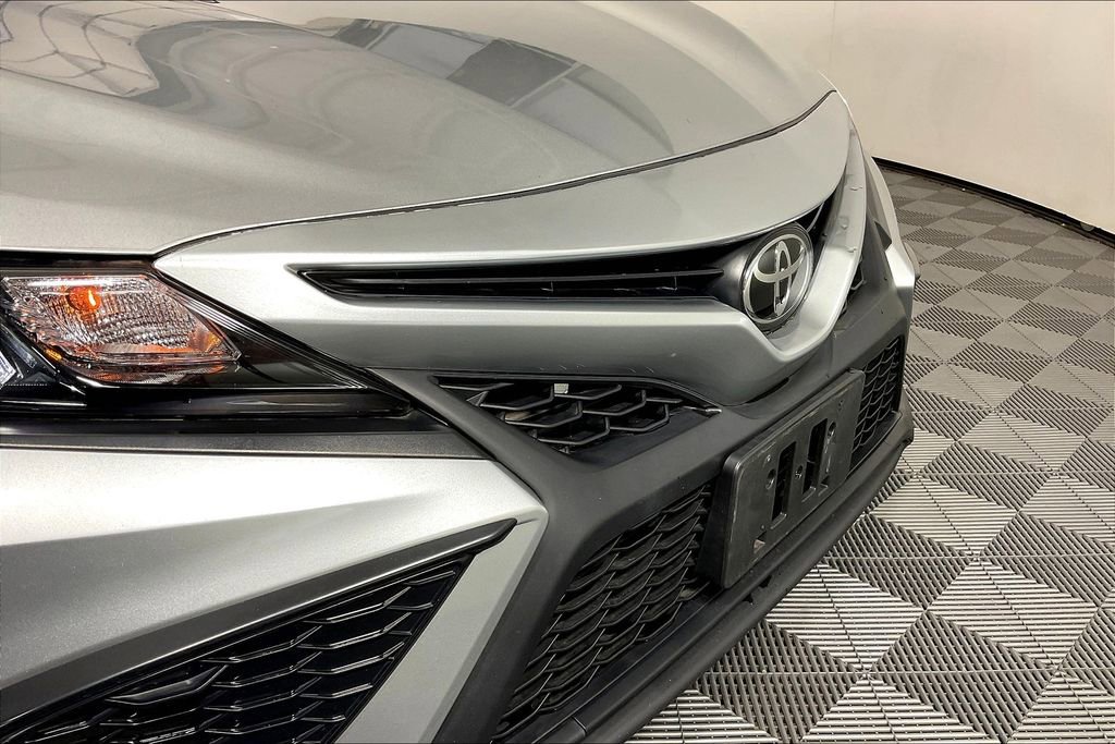 Used 2022 Toyota Camry SE image 36