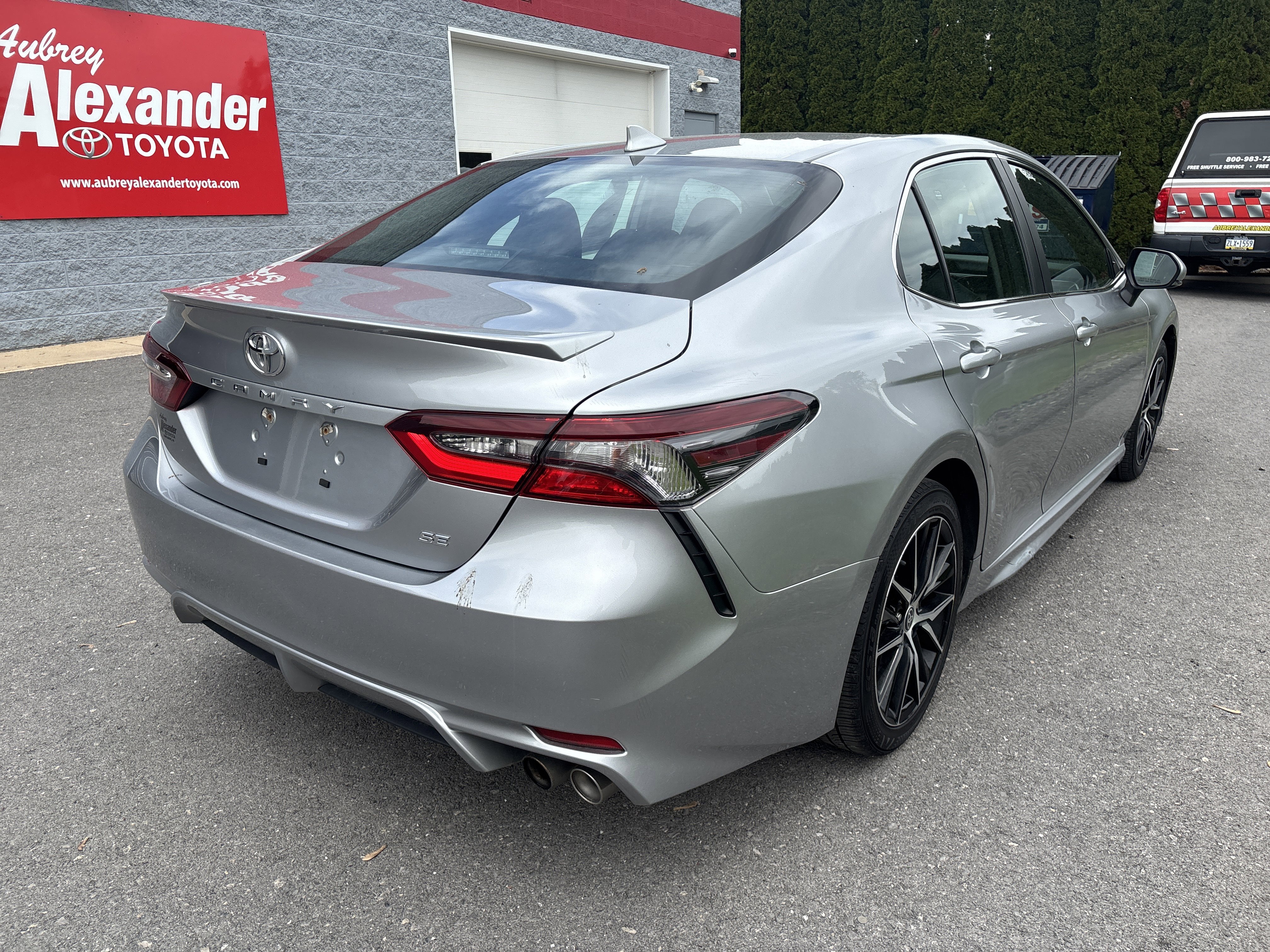 Certified 2024 Toyota Camry SE FWD video 3