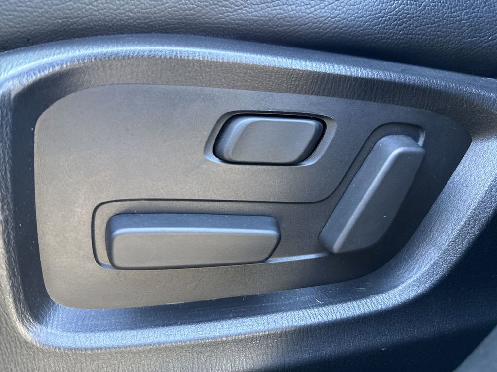 Certified 2025 MAZDA CX-5 AWD 2.5 S w/ Preferred Package image 12