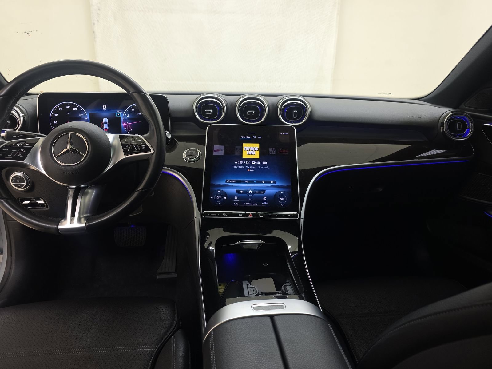 Used 2023 Mercedes-Benz C 300 Sedan w/ Exclusive Trim Package image 6