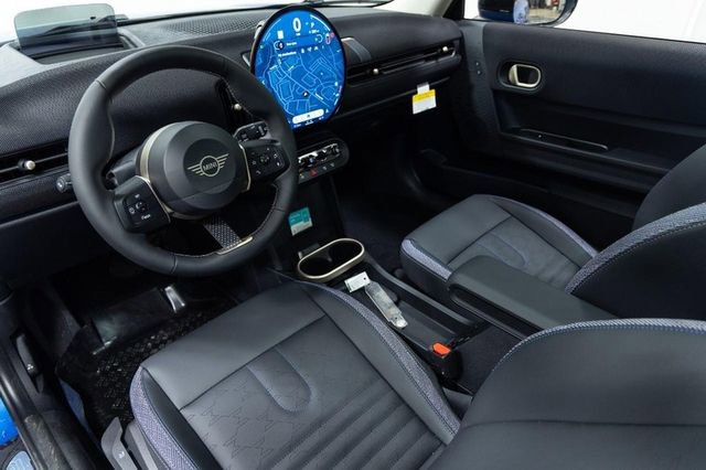 New 2026 MINI Cooper 2-Door Hardtop image 17