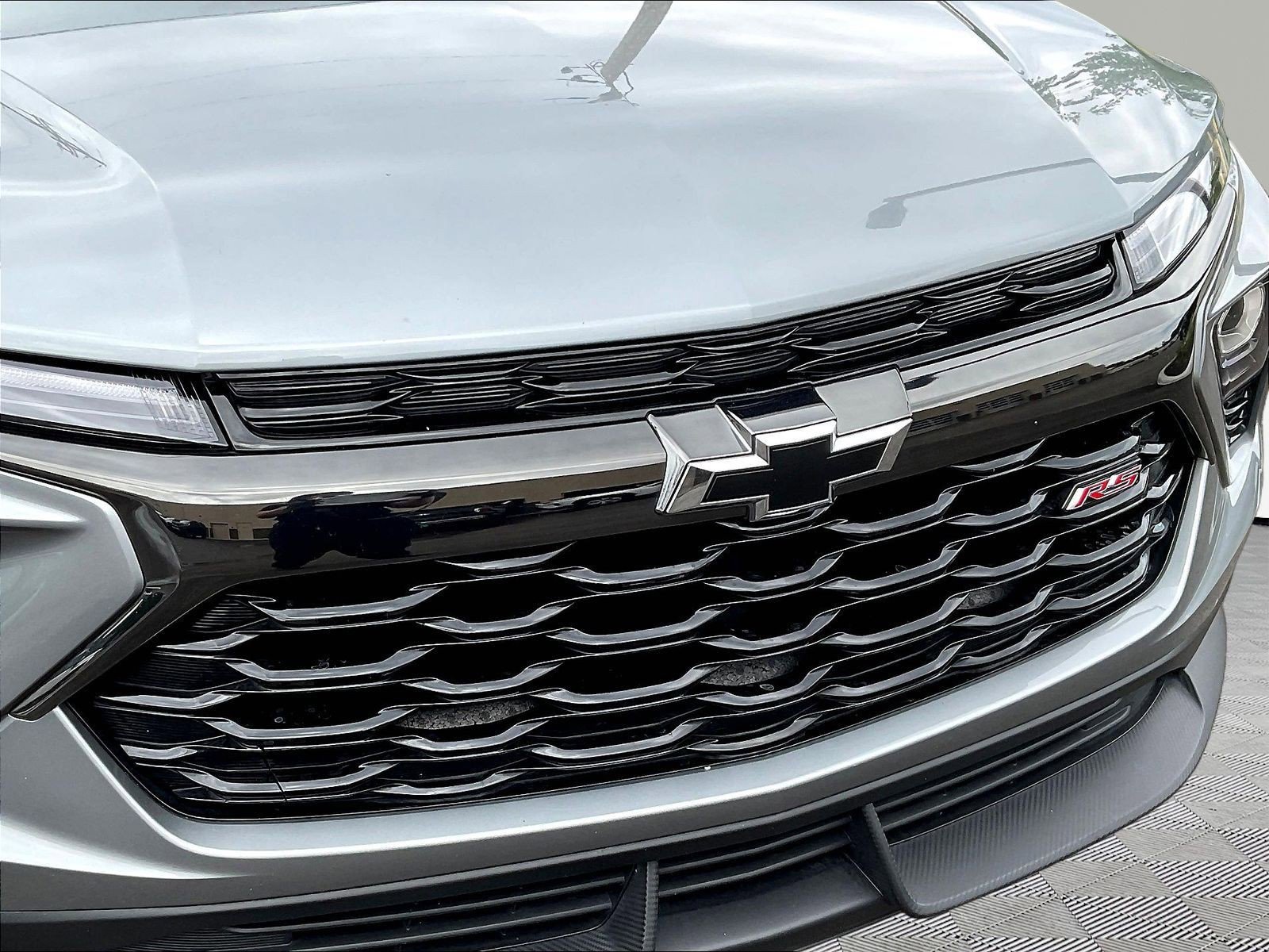 Used 2025 Chevrolet TrailBlazer RS w/ Convenience Package FWD image 33