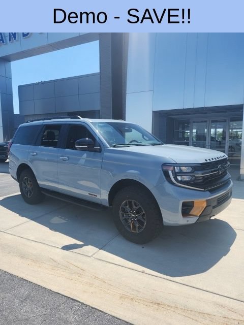 New 2026 Ford Expedition Tremor AWD/4WD image 2