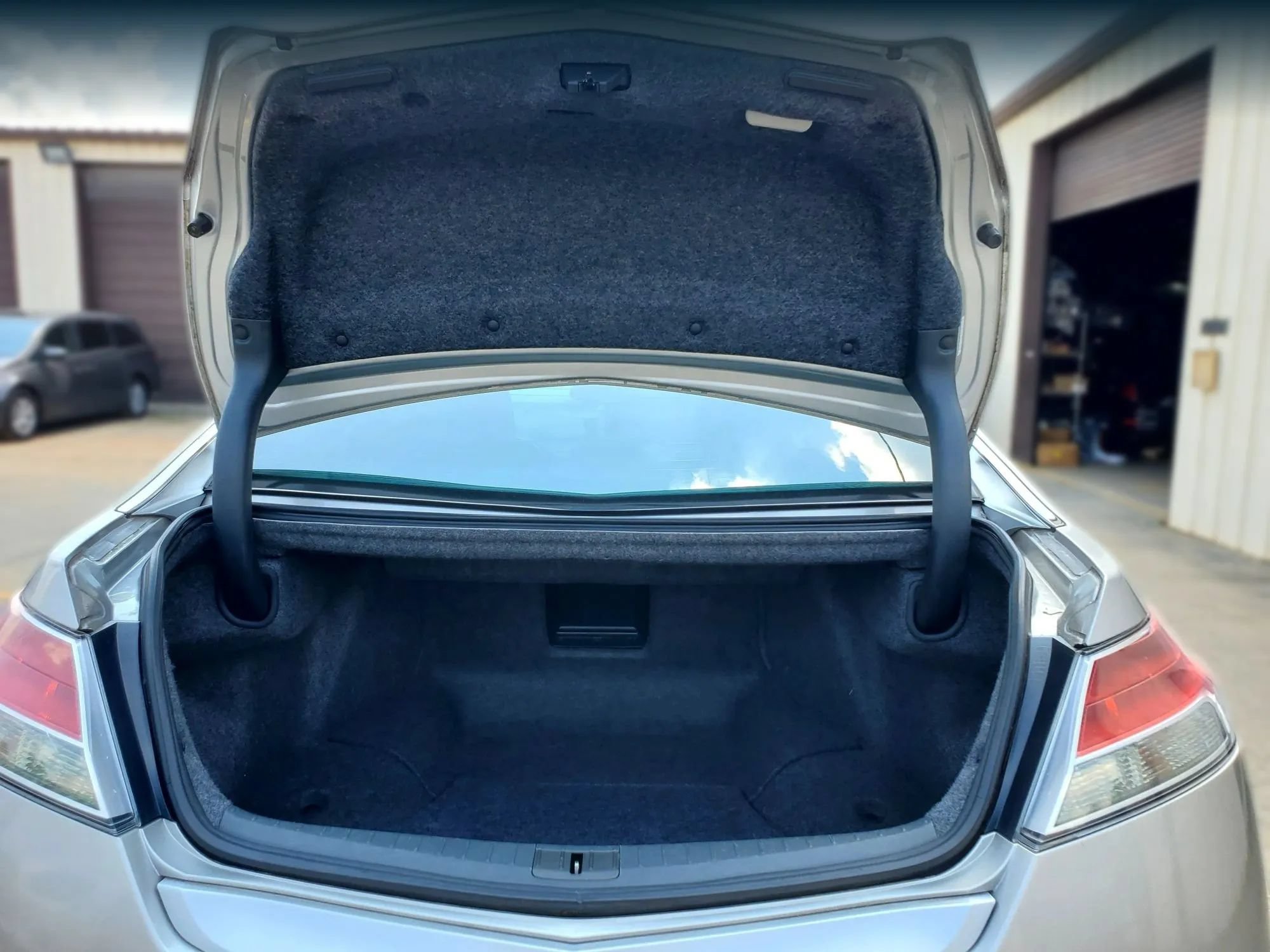 Used 2010 Acura TL w/ Technology Package FWD image 43