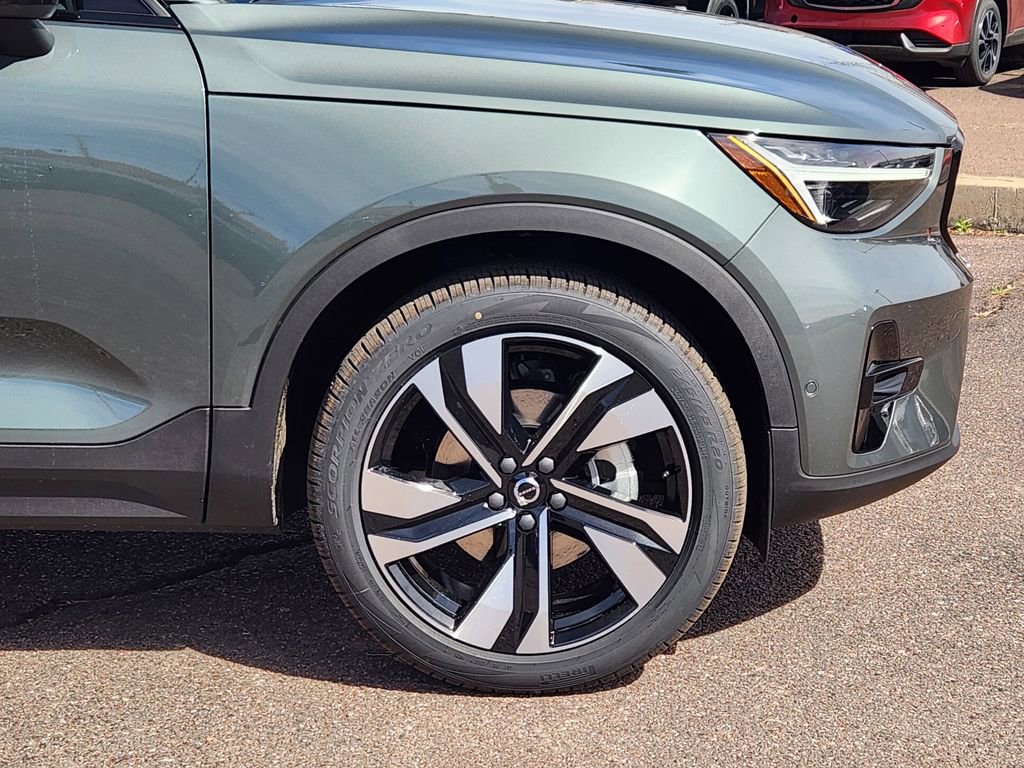 New 2026 Volvo XC40 B5 Ultra w/ Climate Package AWD/4WD image 29