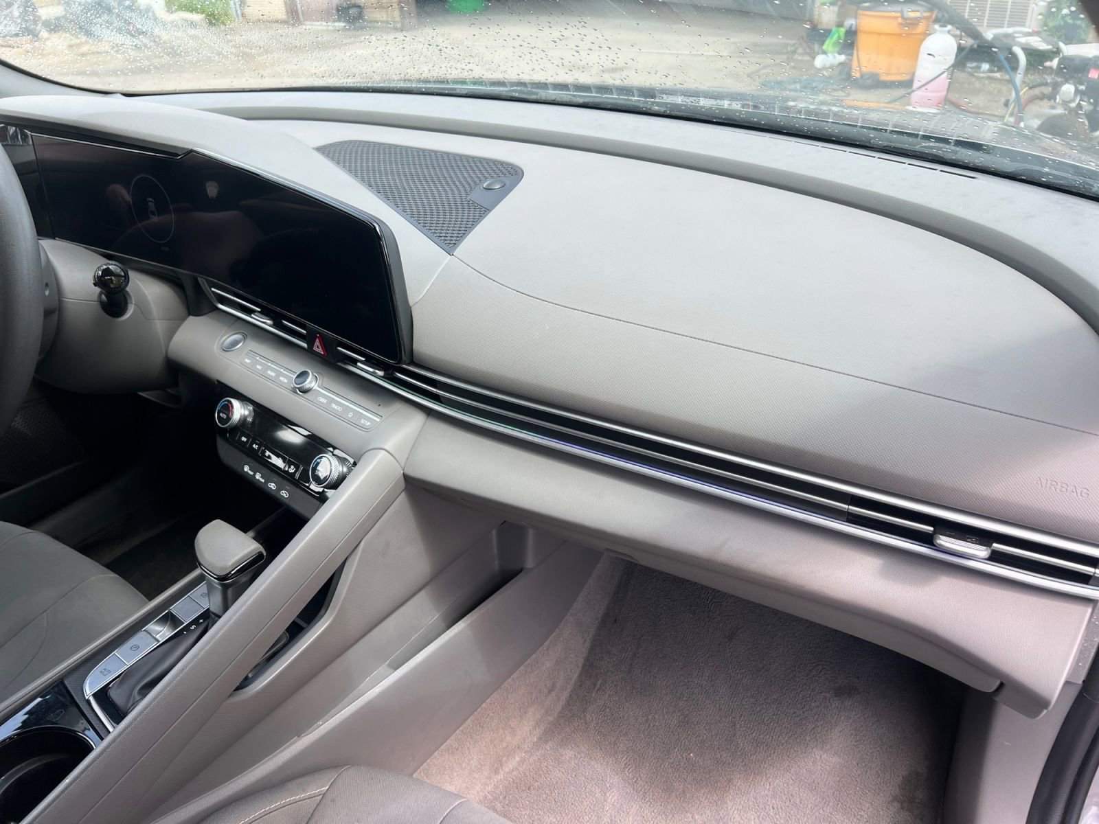 Used 2024 Hyundai Elantra Blue FWD image 17