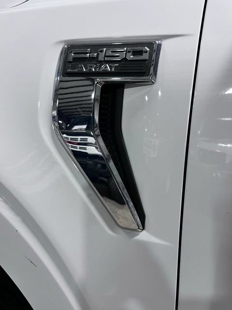 Used 2021 Ford F150 Lariat w/ Equipment Group 502A High AWD/4WD image 32