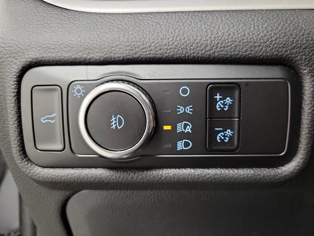 Used 2023 Ford Explorer XLT w/ Equipment Group 202A image 22