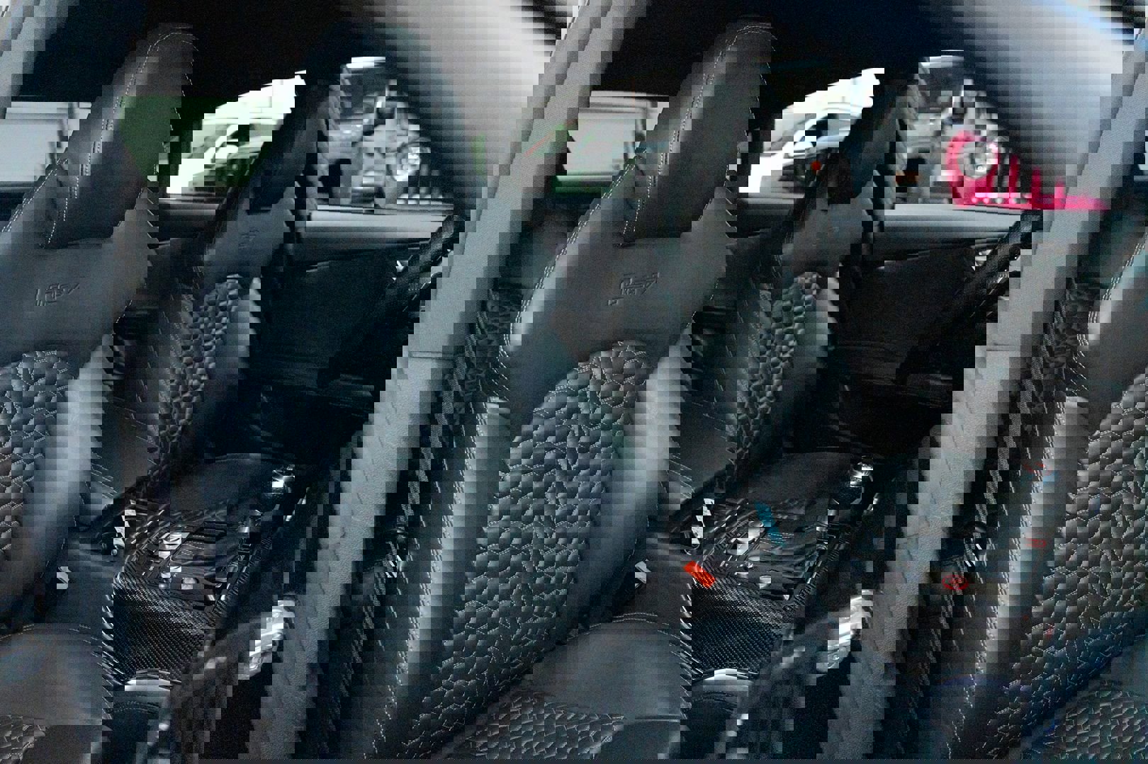 Used 2016 Audi RS 7 Prestige w/ Carbon-Optic Package image 37