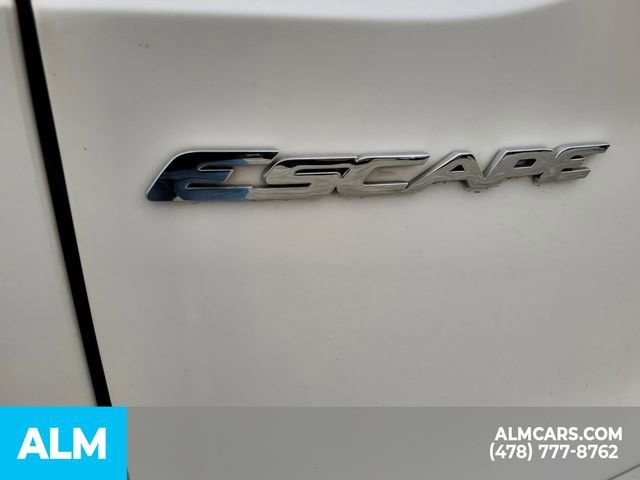 Used 2015 Ford Escape SE w/ Equipment Group 201A image 21