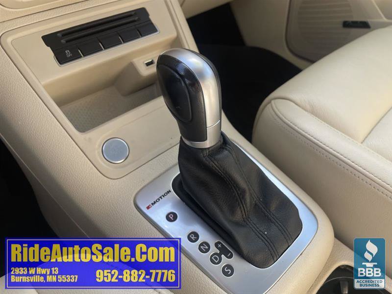 Used 2017 Volkswagen Tiguan SEL AWD/4WD image 20