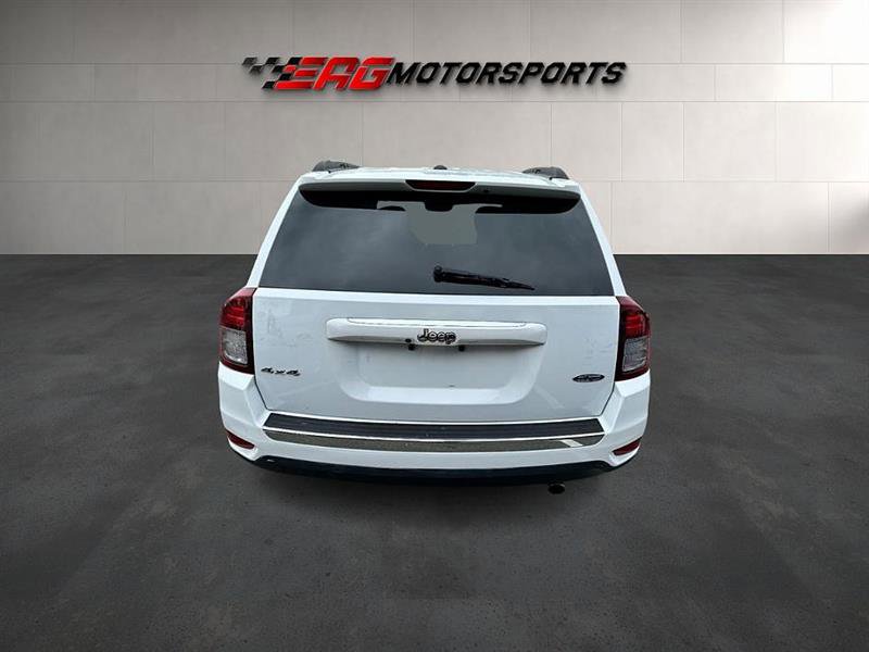 Used 2017 Jeep Compass High Altitude AWD/4WD image 6