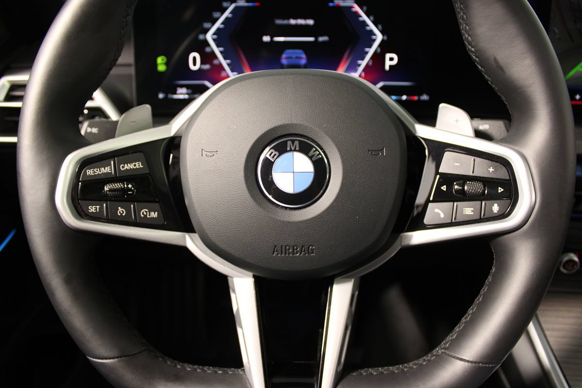 Used 2026 BMW 330i Sedan w/ M Sport Package RWD image 10