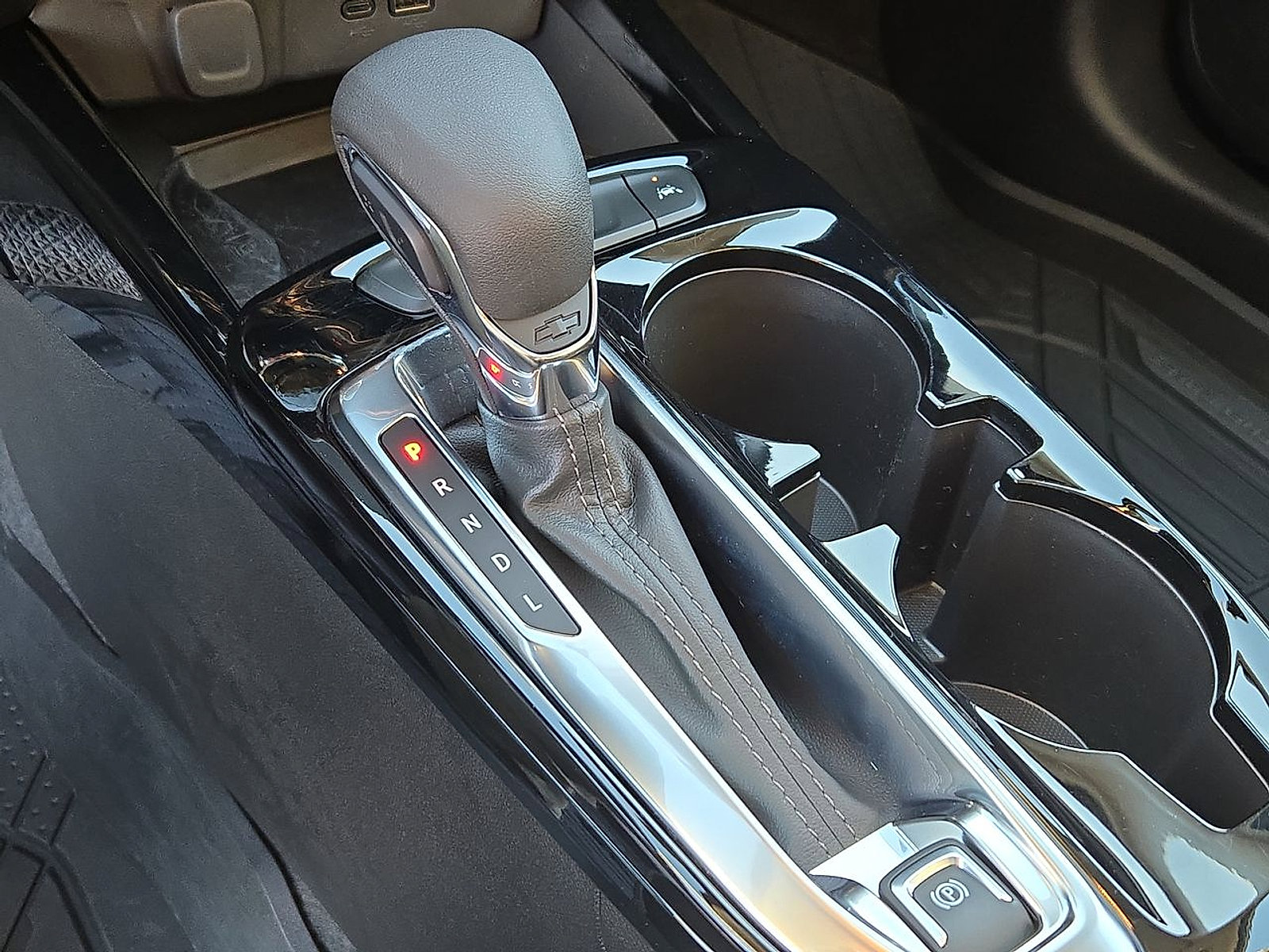 New 2025 Chevrolet Trax ACTIV w/ Sunroof Package image 15