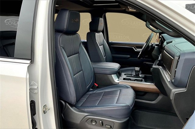 Certified 2023 Chevrolet Silverado 1500 High Country w/ High Country Premium Package image 16