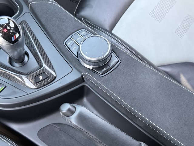 Used 2018 BMW M3 CS w/ Executive Package RWD image 31