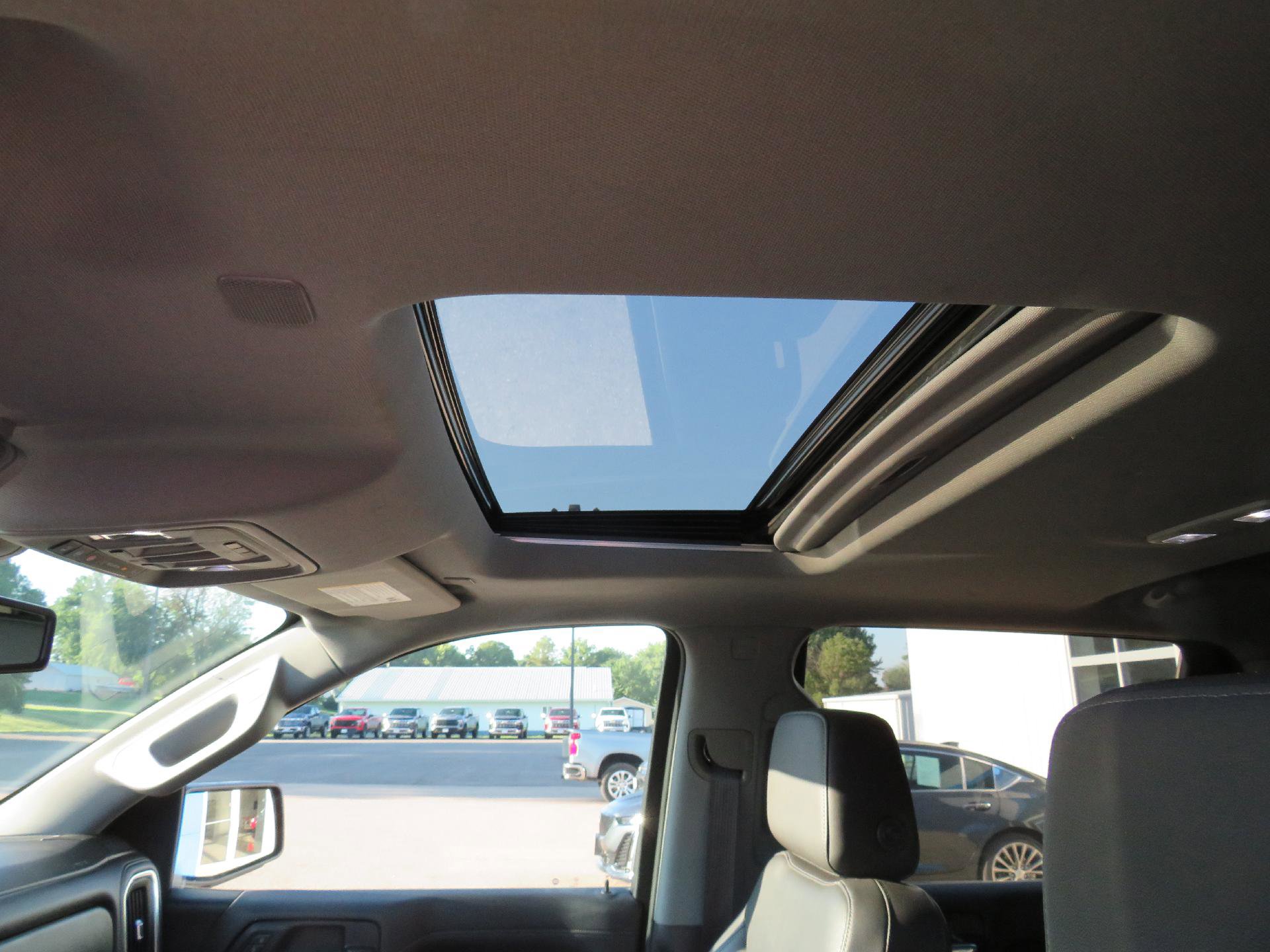 Used 2020 GMC Sierra 1500 SLT w/ SLT Premium Plus Package image 7