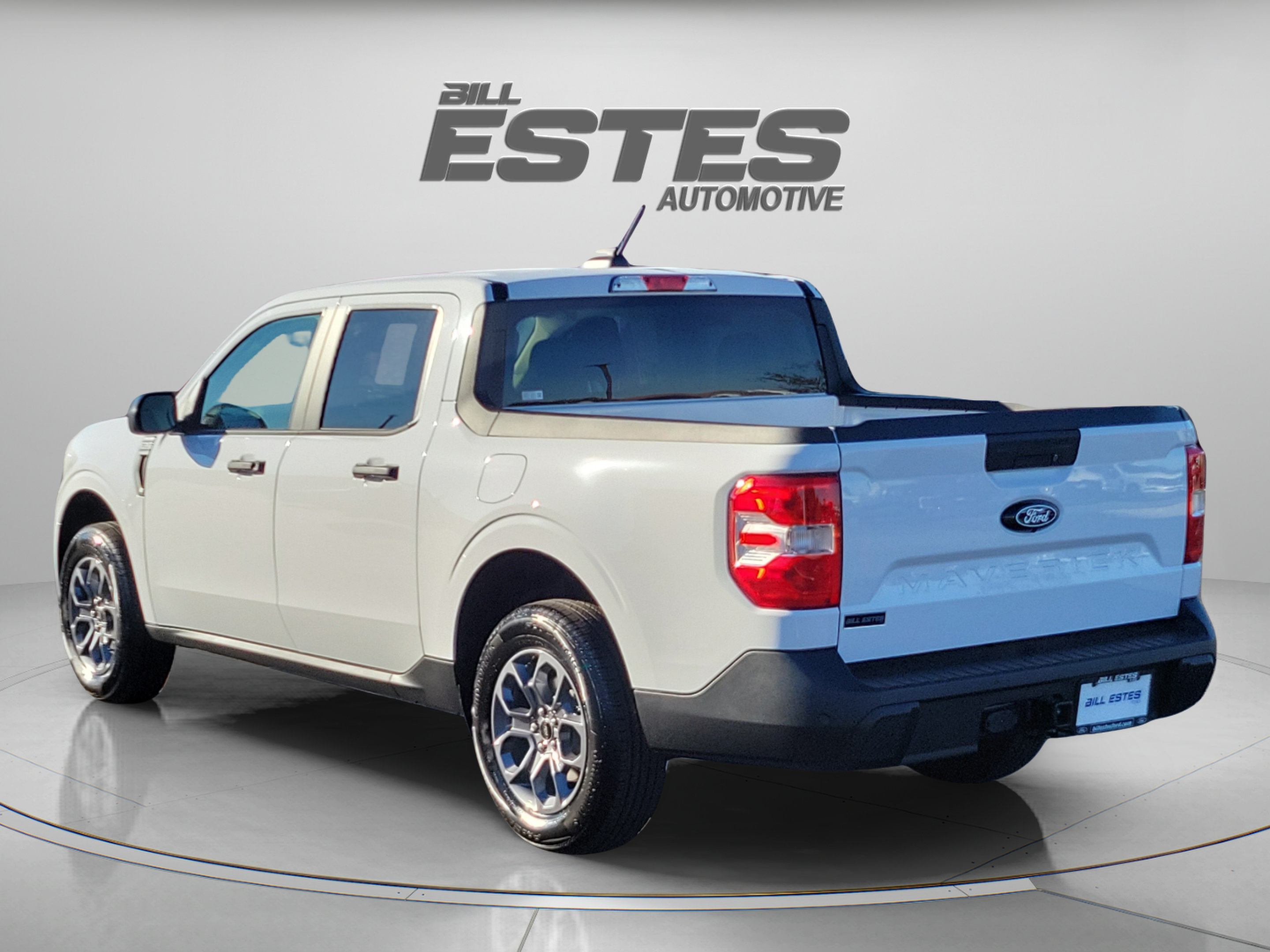 New 2026 Ford Maverick XLT w/ Equipment Group 301A AWD/4WD image 2