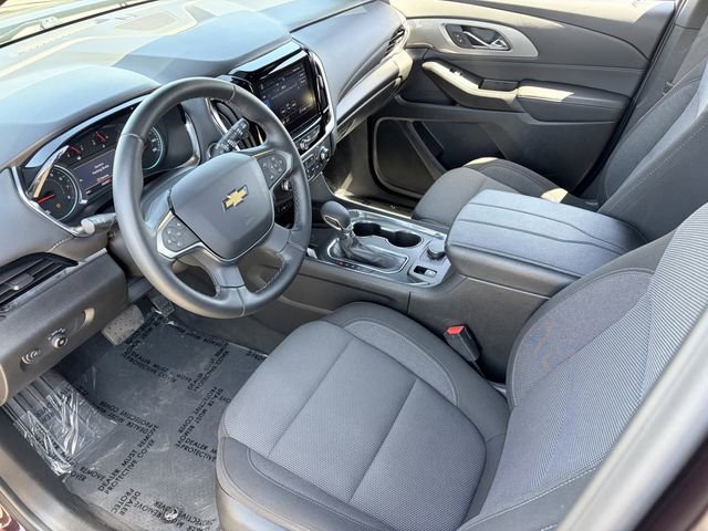 Used 2023 Chevrolet Traverse LT FWD image 19