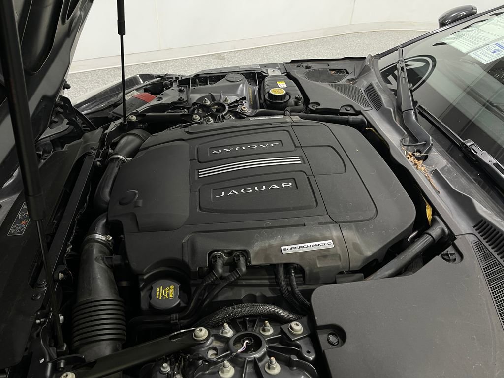 Used 2016 Jaguar F-TYPE S image 27