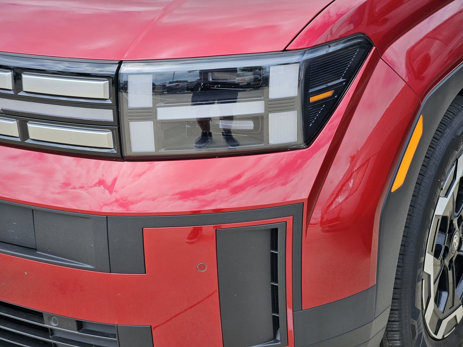 Used 2025 Hyundai Santa Fe SEL FWD image 10