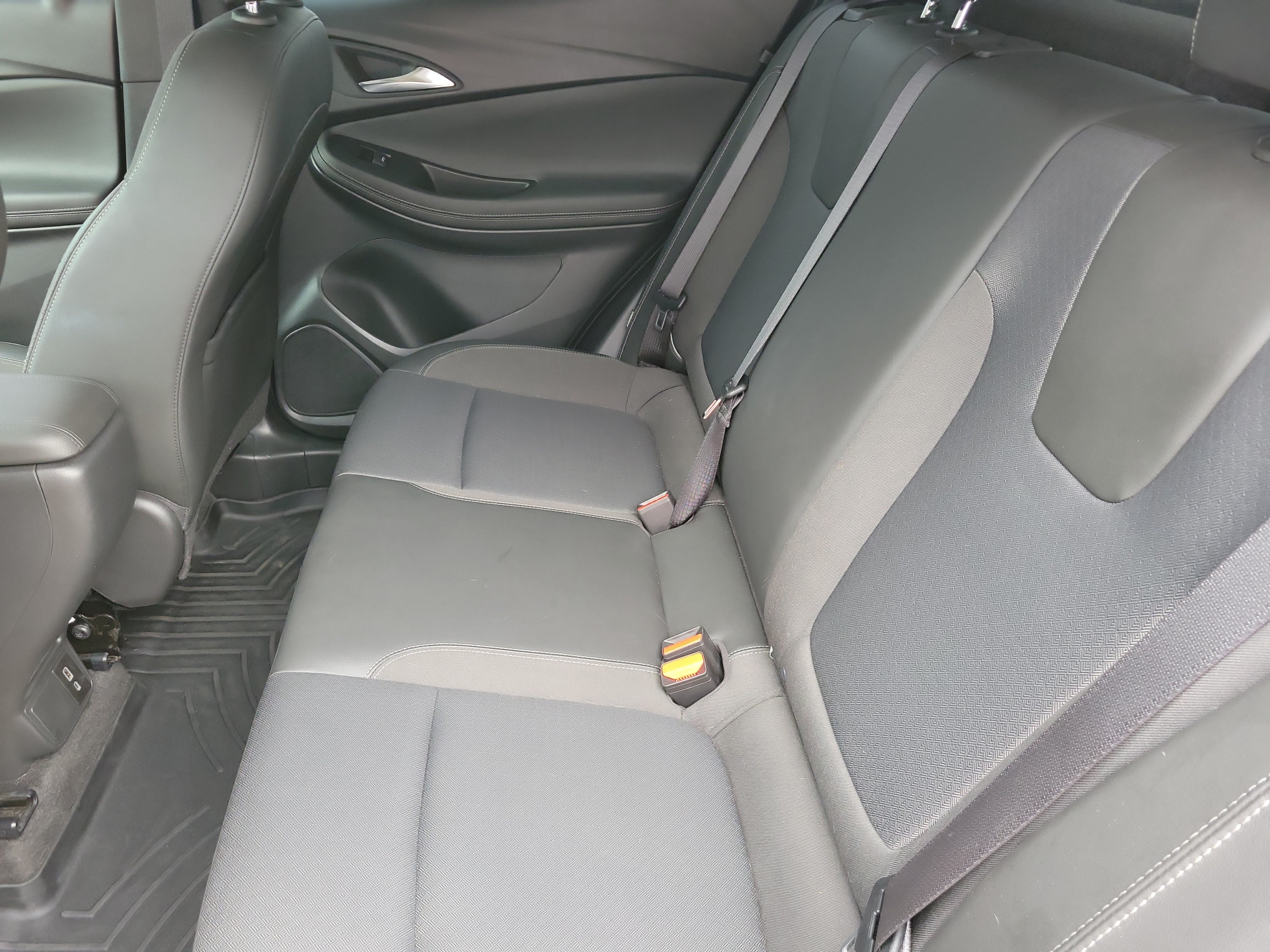 Used 2024 Buick Encore GX Preferred w/ Advanced Technology Package FWD image 12