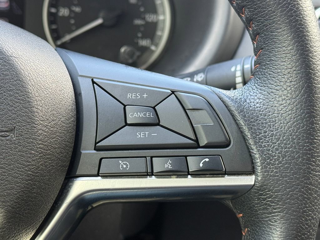 Used 2019 Nissan Kicks SR w/ SR Premium Package image 29