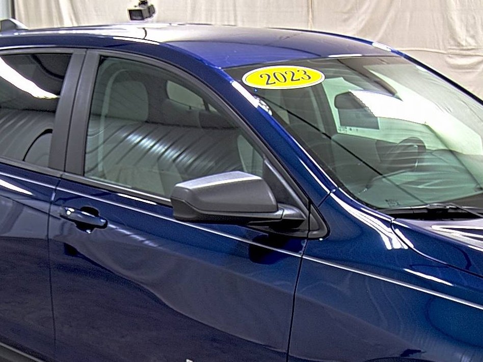 Used 2023 Chevrolet Equinox LS w/ LS Convenience Package image 15