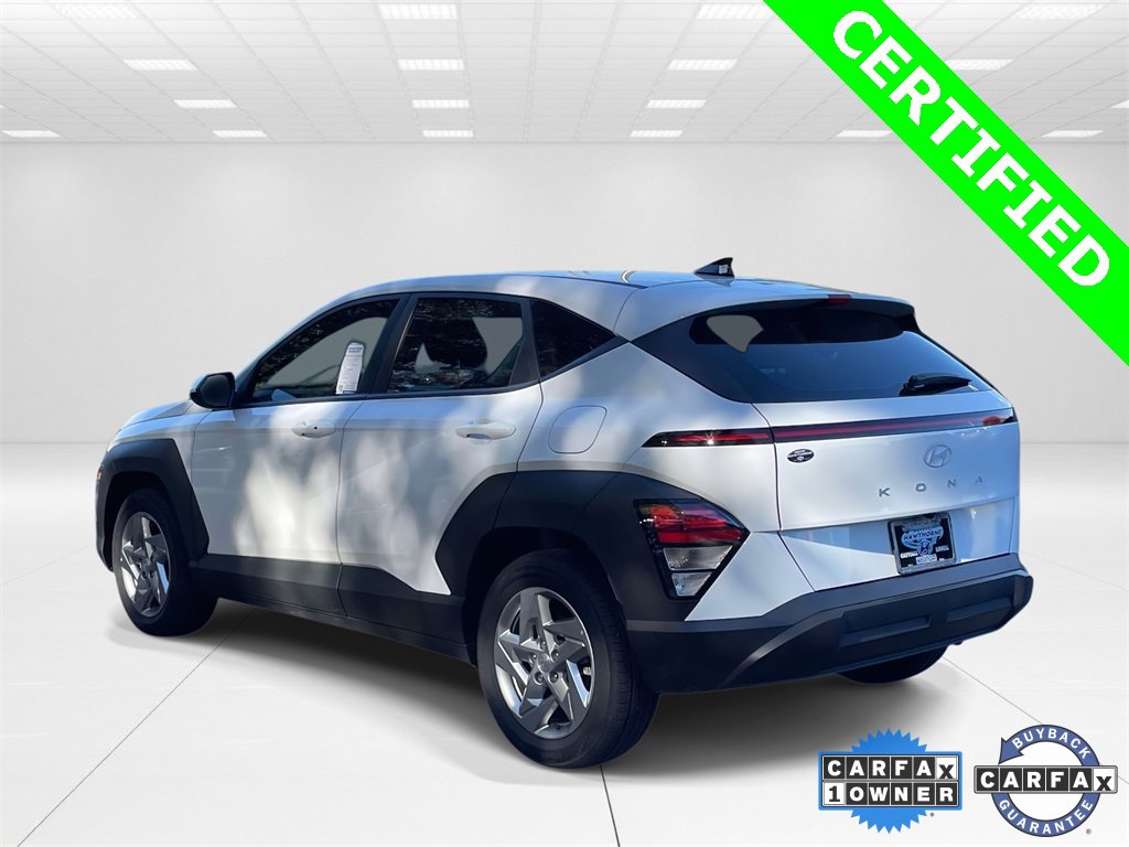 Certified 2025 Hyundai Kona SE image 4
