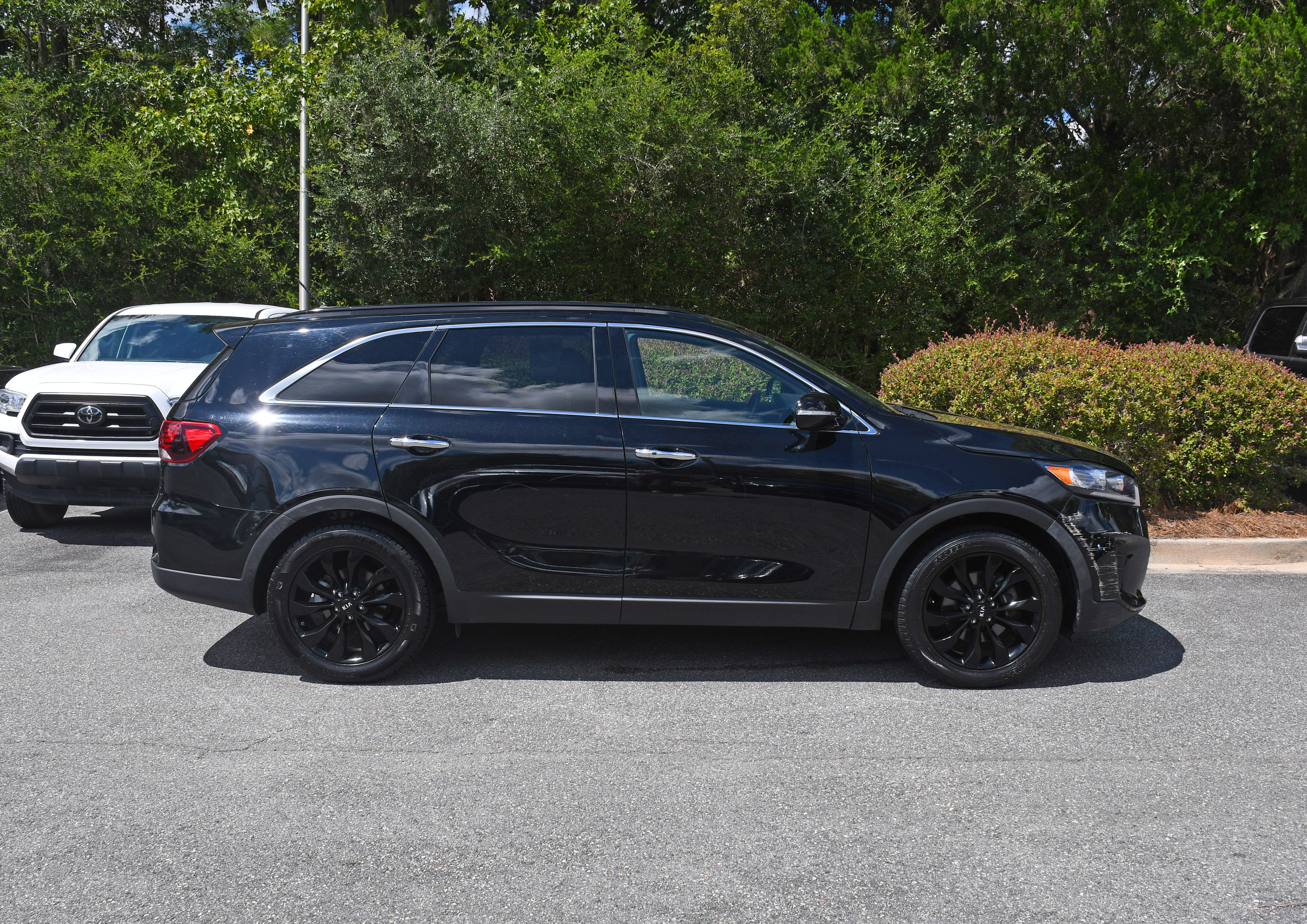 Used 2020 Kia Sorento S FWD image 5