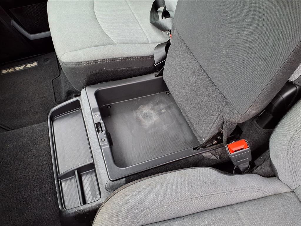 Used 2024 RAM 2500 Big Horn w/ Bed Utility Group image 22