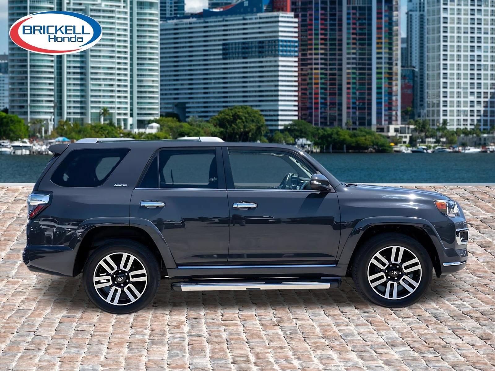 Used 2024 Toyota 4Runner Limited AWD/4WD image 4